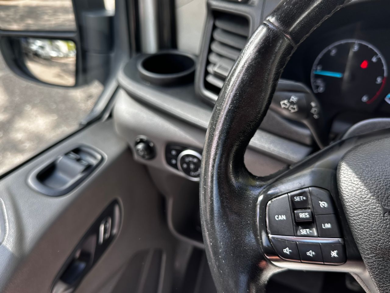 Foto Ford Transit 14