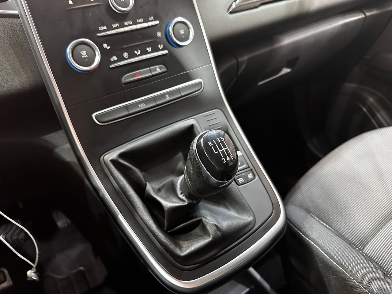 Foto Renault Scénic 14