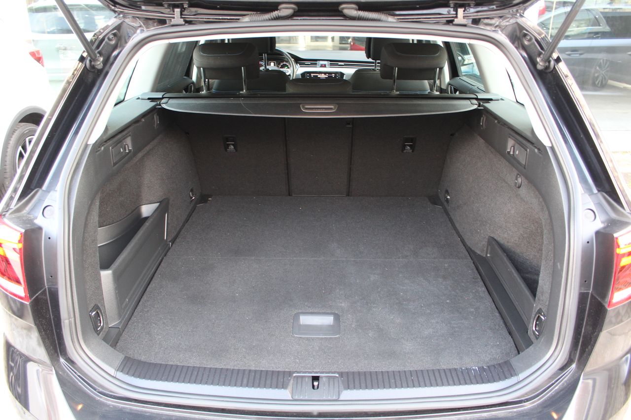 Foto Volkswagen Passat 26
