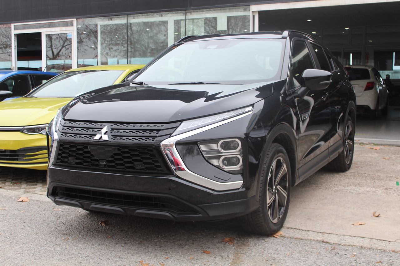 Foto Mitsubishi Eclipse Cross 2