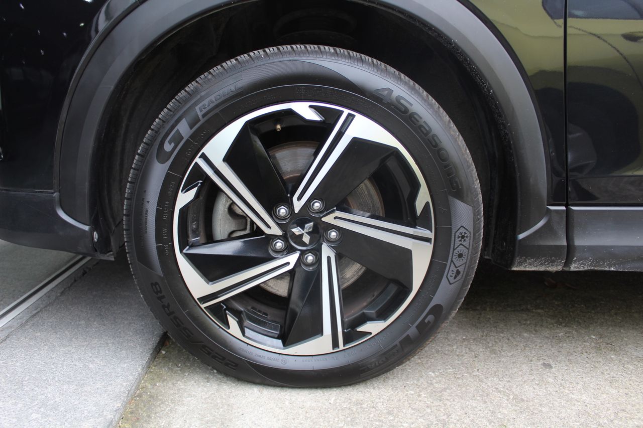 Foto Mitsubishi Eclipse Cross 31