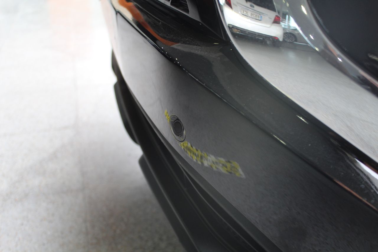 Foto Mitsubishi Eclipse Cross 32