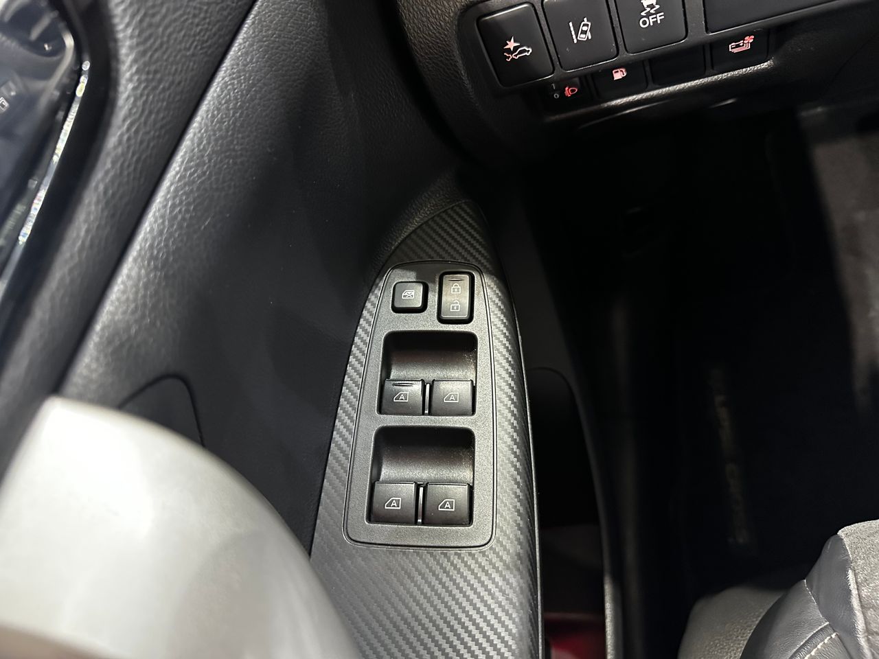 Foto Mitsubishi Eclipse Cross 16