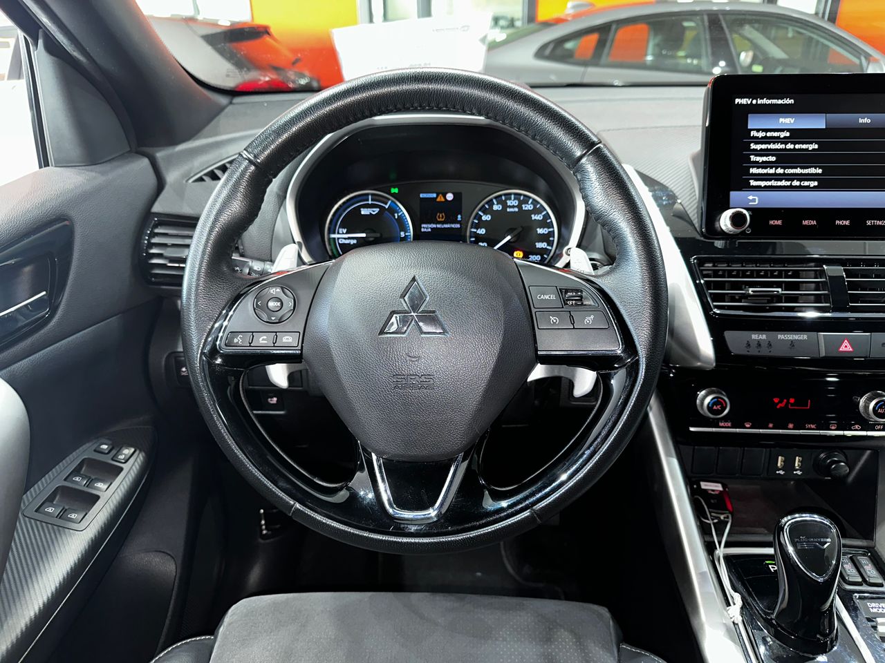 Foto Mitsubishi Eclipse Cross 12
