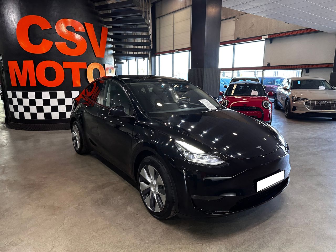 Foto Tesla Model Y 4