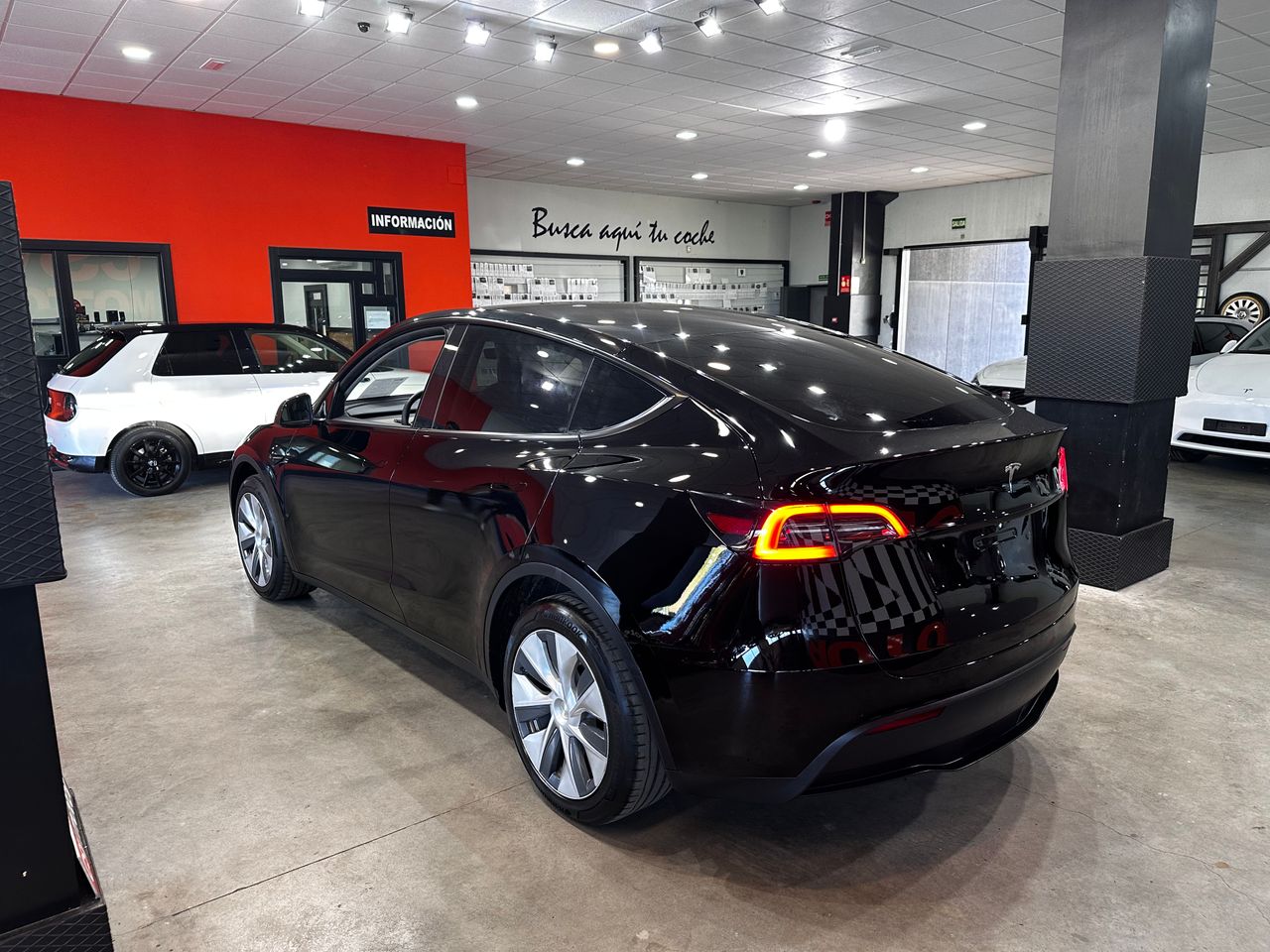 Foto Tesla Model Y 5