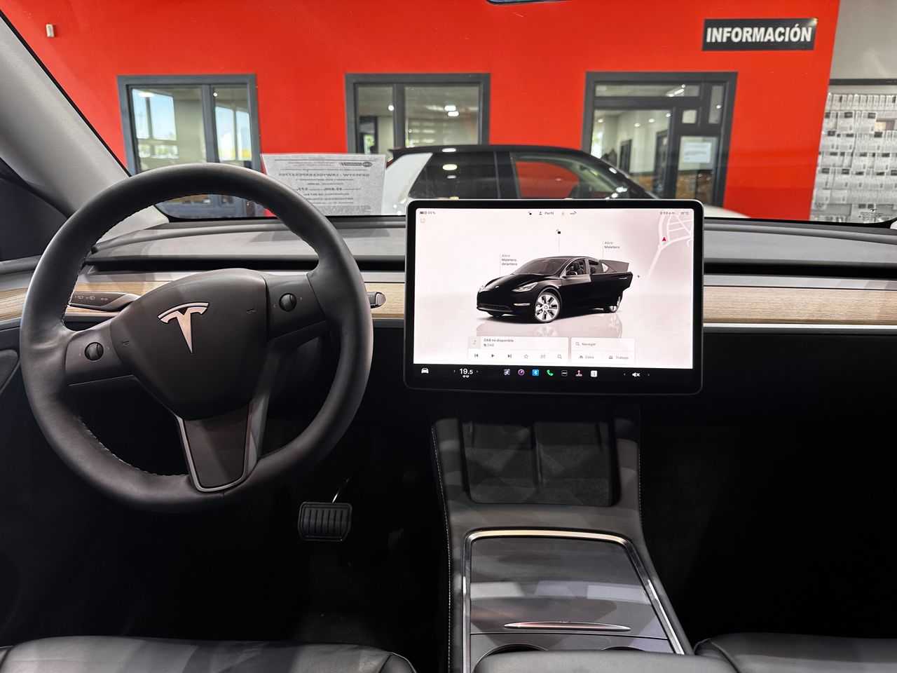 Foto Tesla Model Y 11