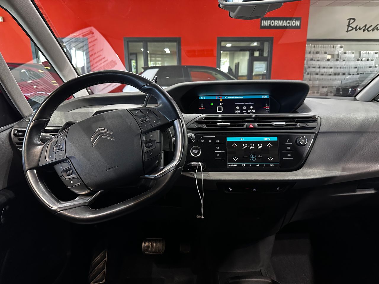 Foto Citroën Grand C4 SpaceTourer 11