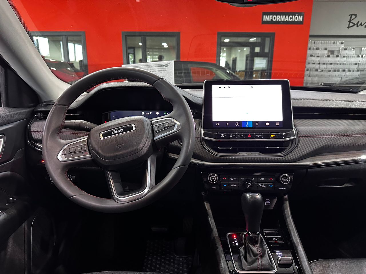 Foto Jeep Compass 11