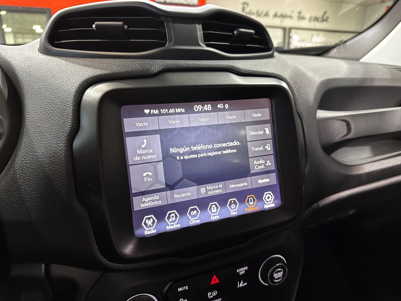 Foto Jeep Renegade 15