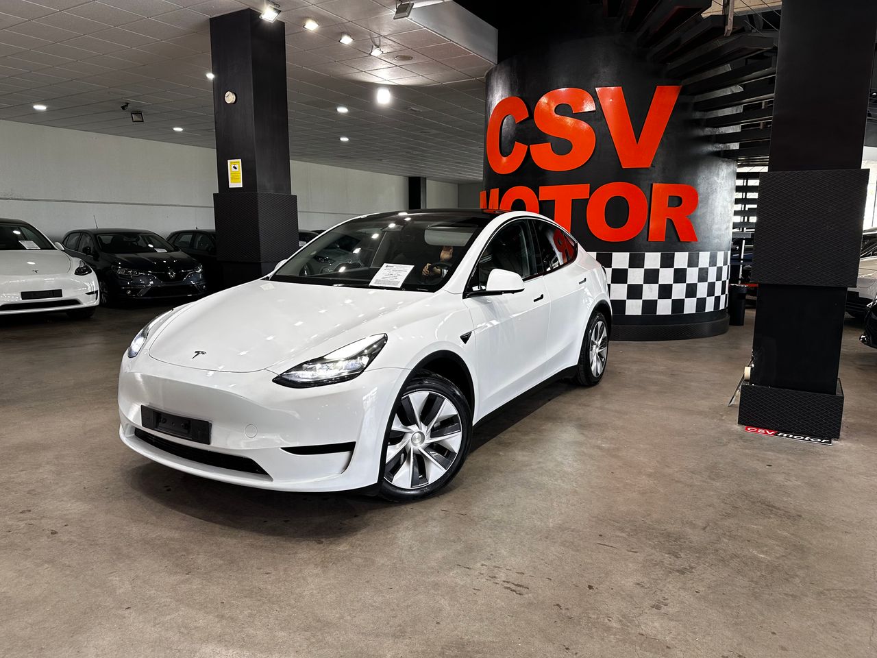Foto Tesla Model Y 1