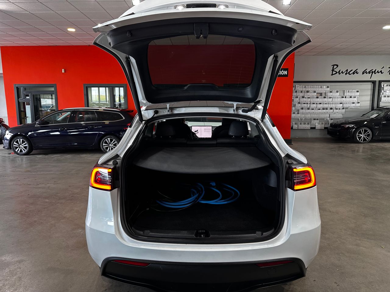 Foto Tesla Model Y 7