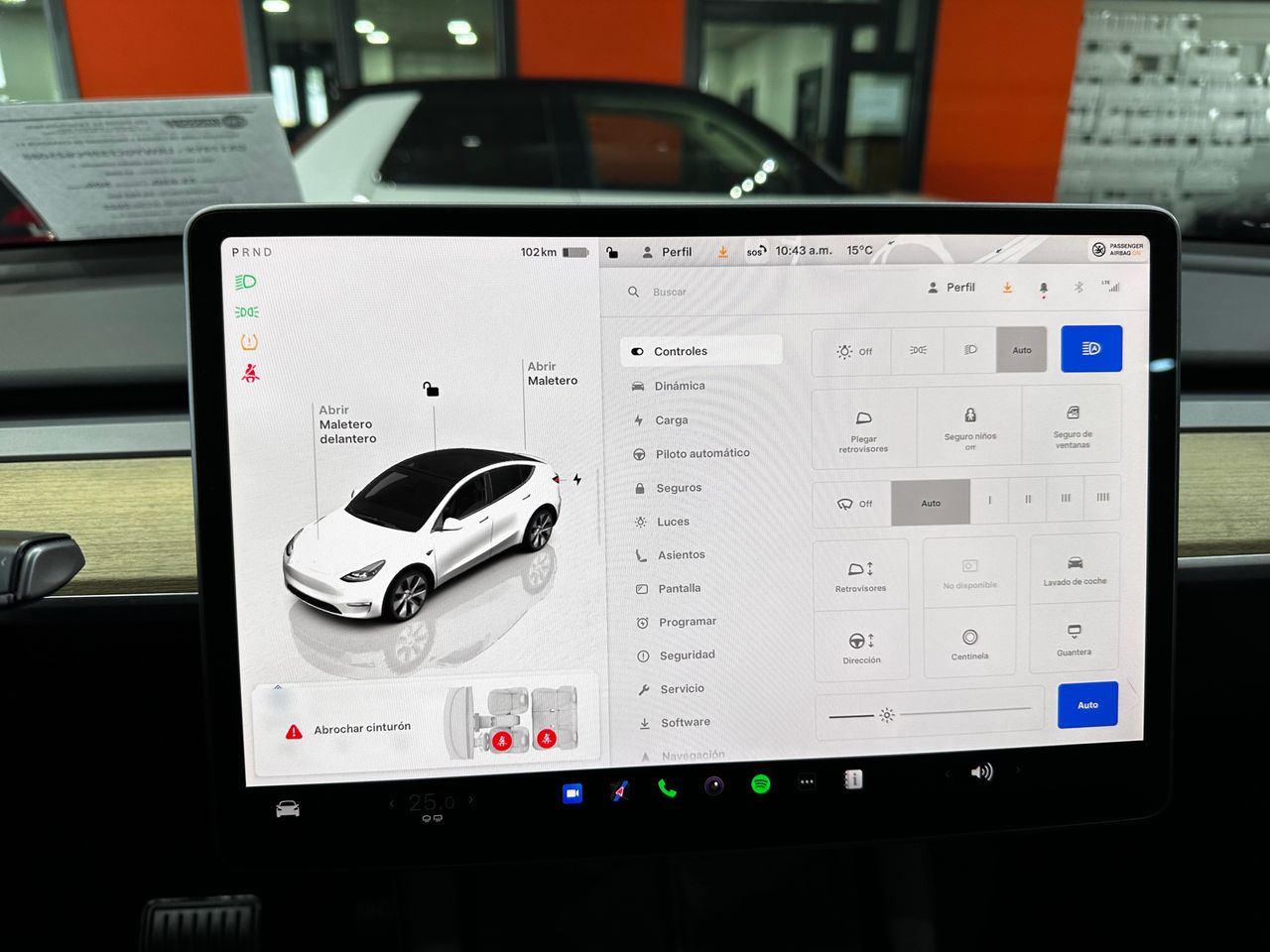 Foto Tesla Model Y 14