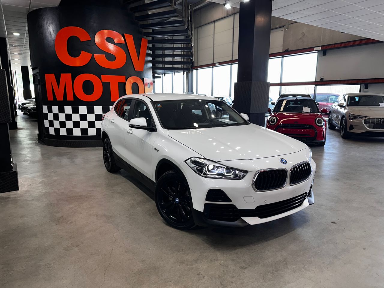 Foto BMW X2 4