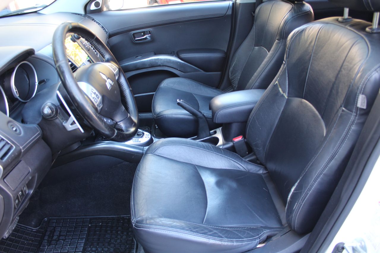Foto Mitsubishi Outlander 8
