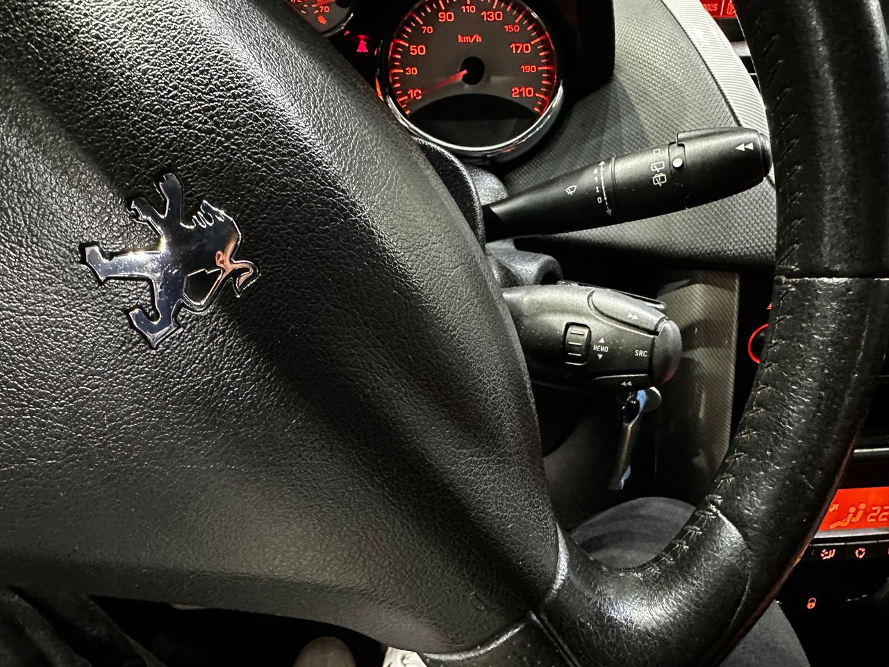 Foto Peugeot 207 14