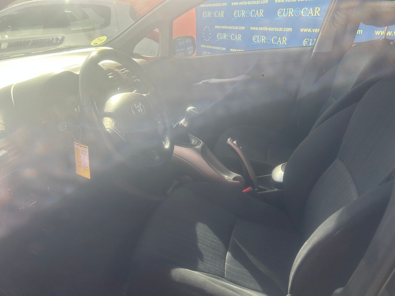 Foto Toyota Auris 12