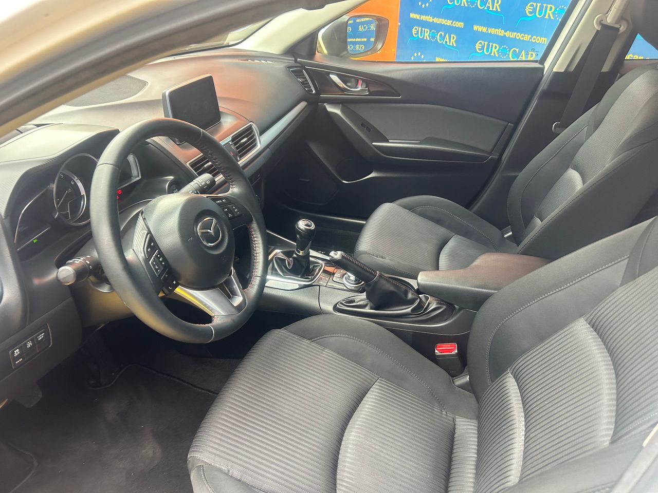 Foto Mazda Mazda3 14