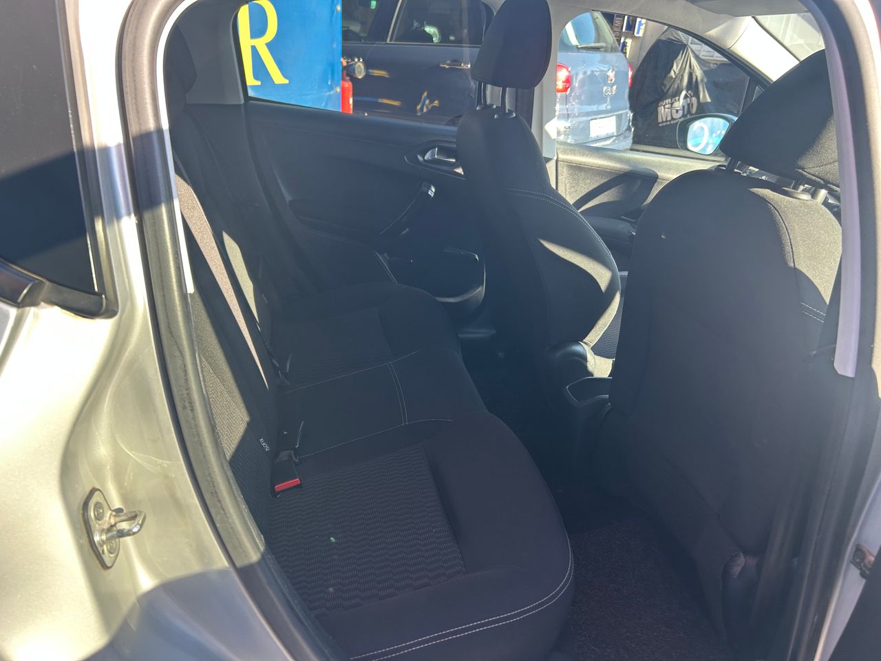 Foto Peugeot 206 + 26