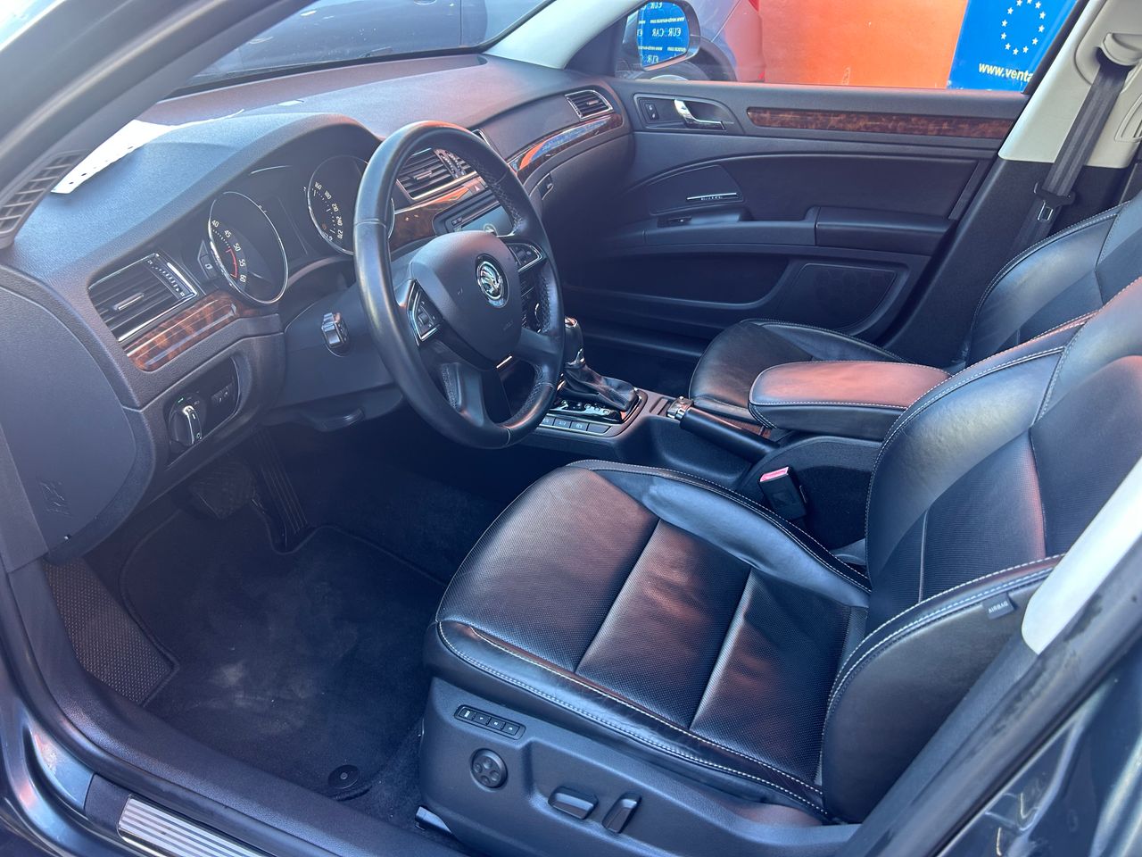 Foto Skoda Superb 13