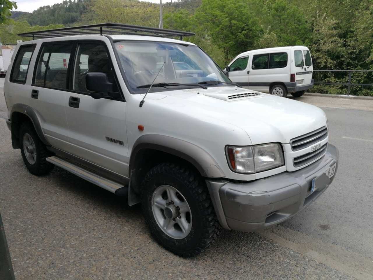 Foto Isuzu Trooper 1