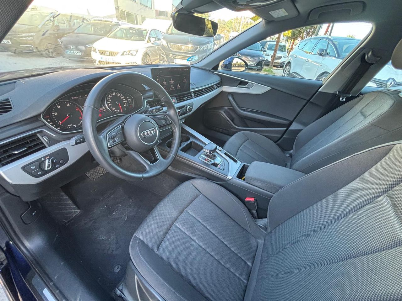 Foto Audi A4 12