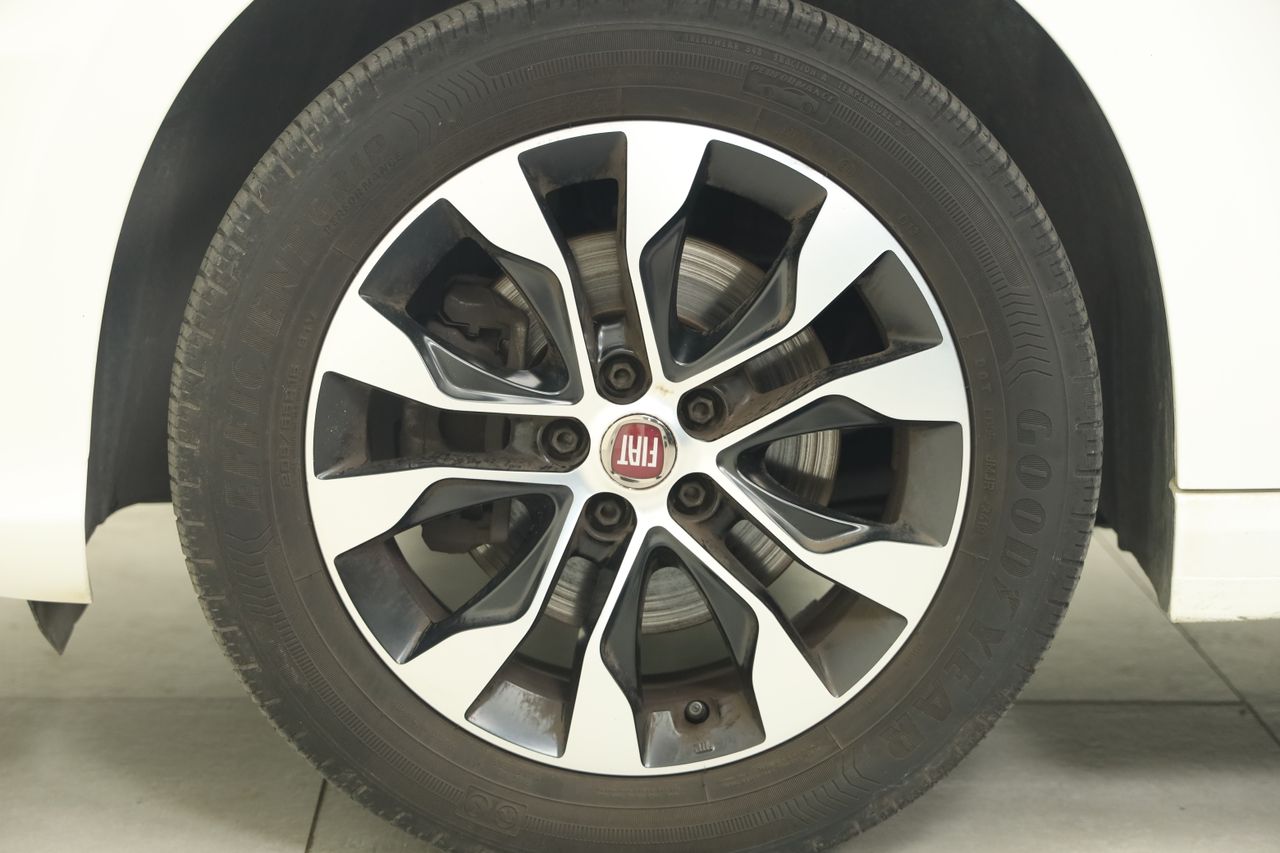 Foto Fiat Tipo 8