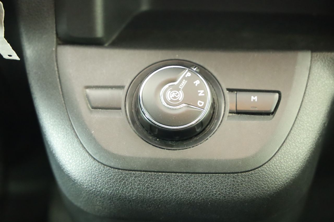 Foto Peugeot Traveller 14