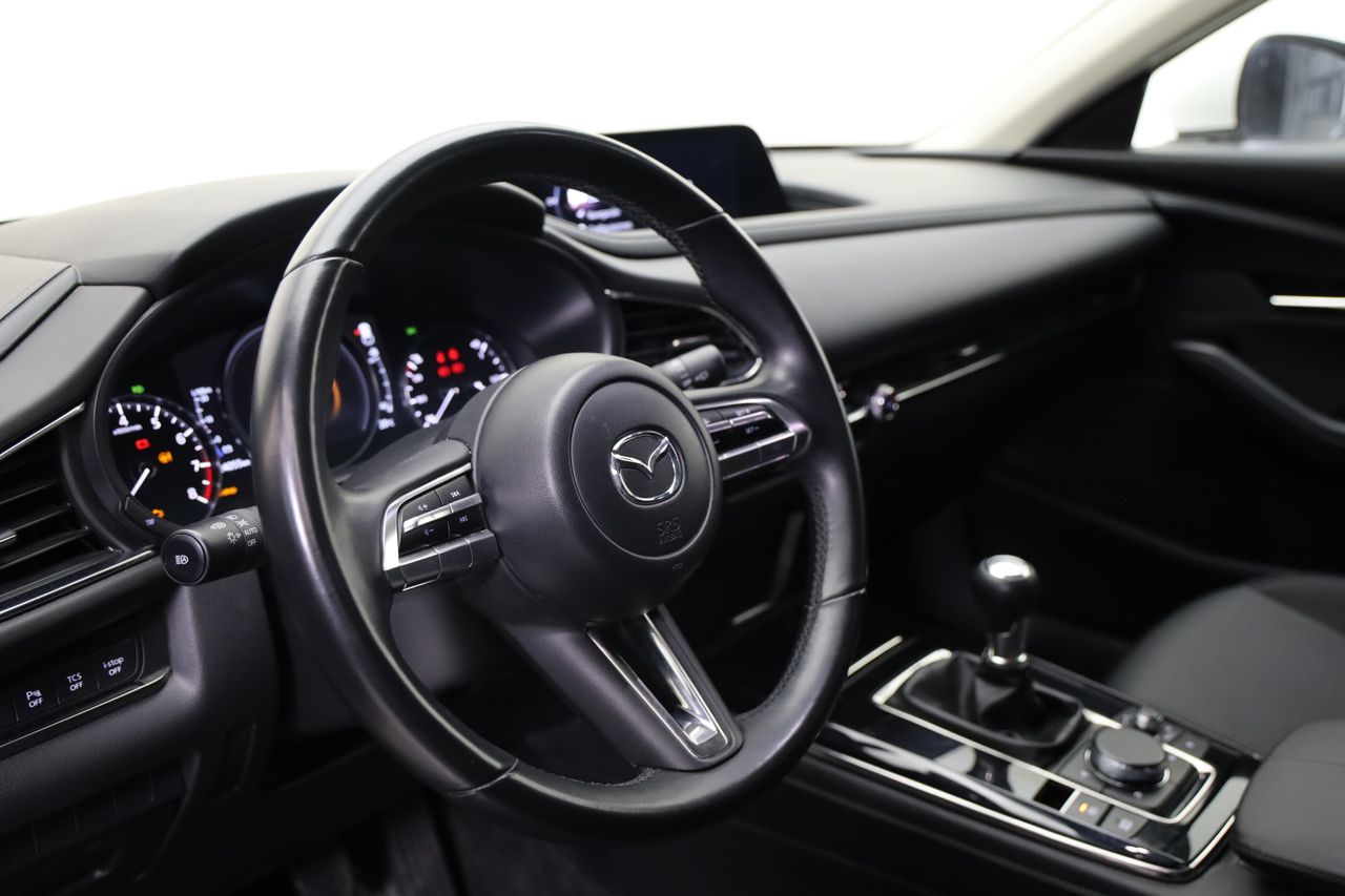 Foto Mazda CX-30 13