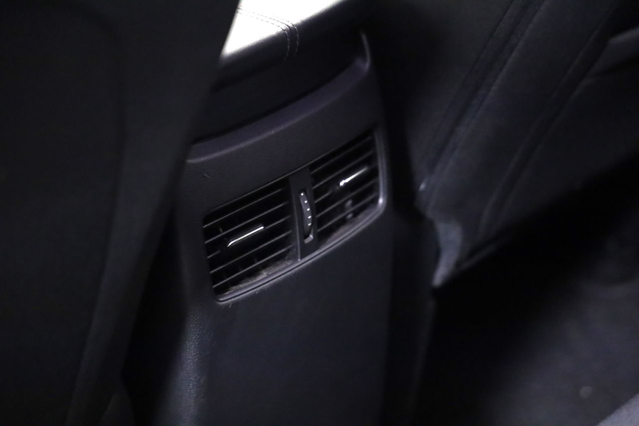Foto Mazda CX-30 20
