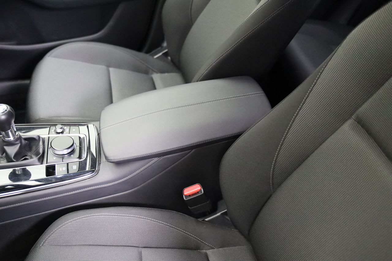 Foto Mazda CX-30 31