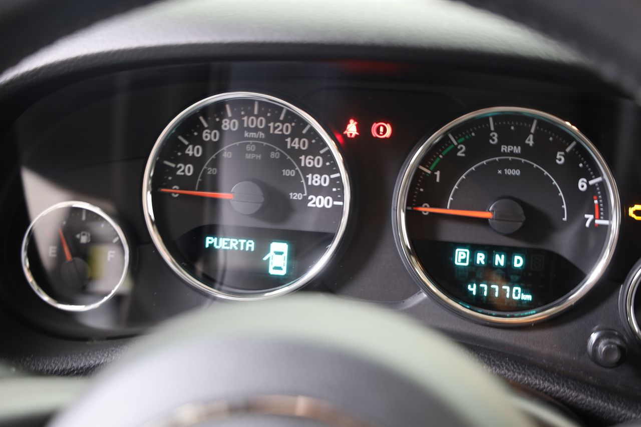 Foto Jeep Wrangler 15