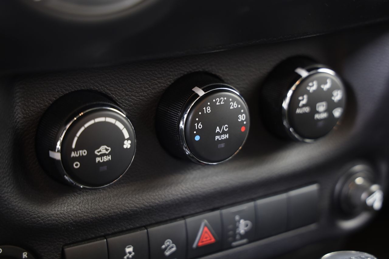 Foto Jeep Wrangler 18