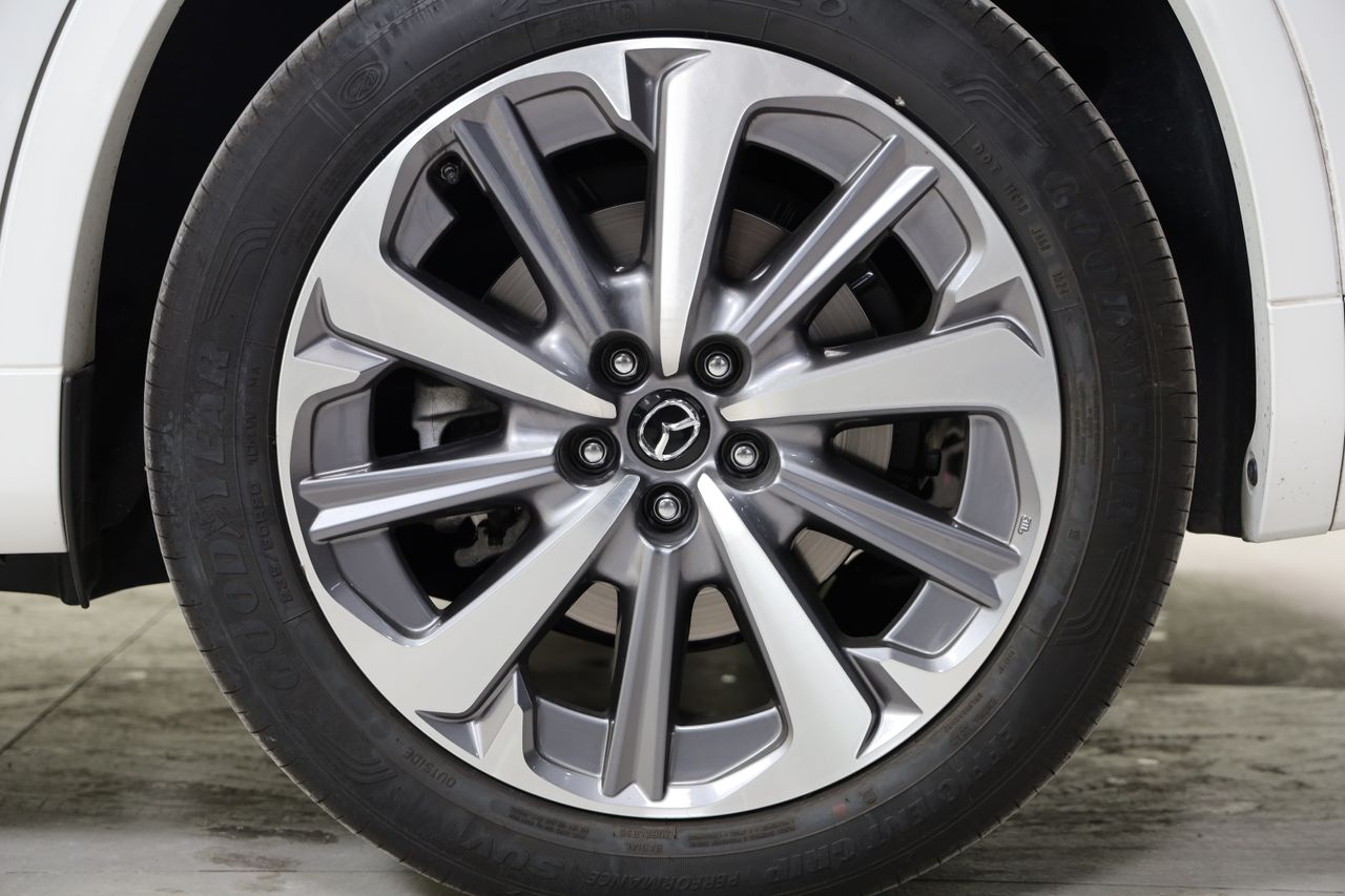 Foto Mazda CX-80 41