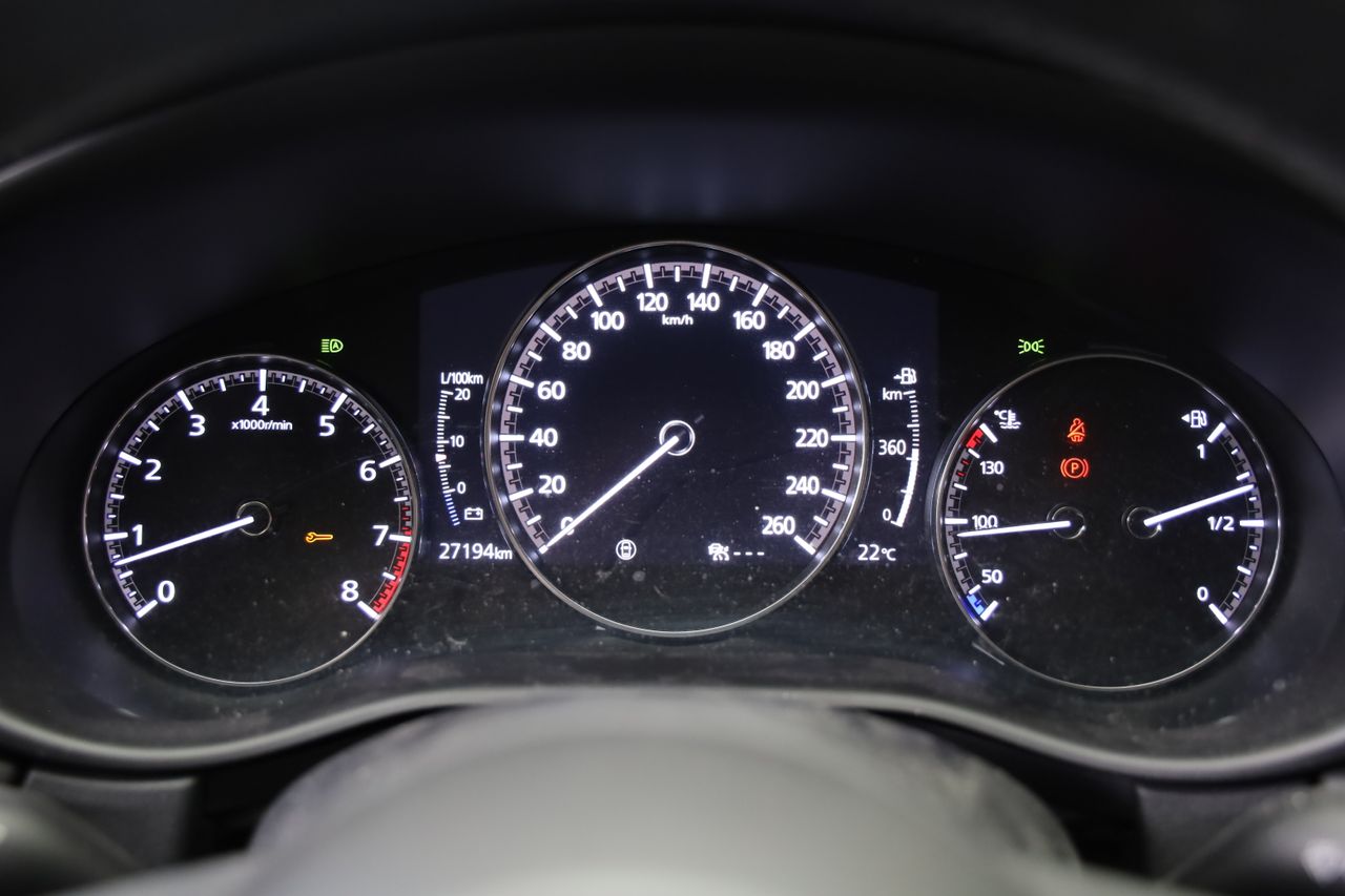 Foto Mazda CX-30 10