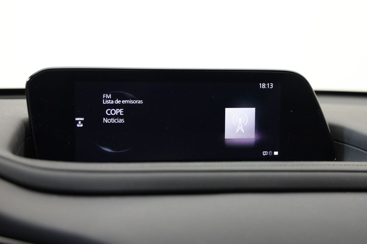 Foto Mazda CX-30 19