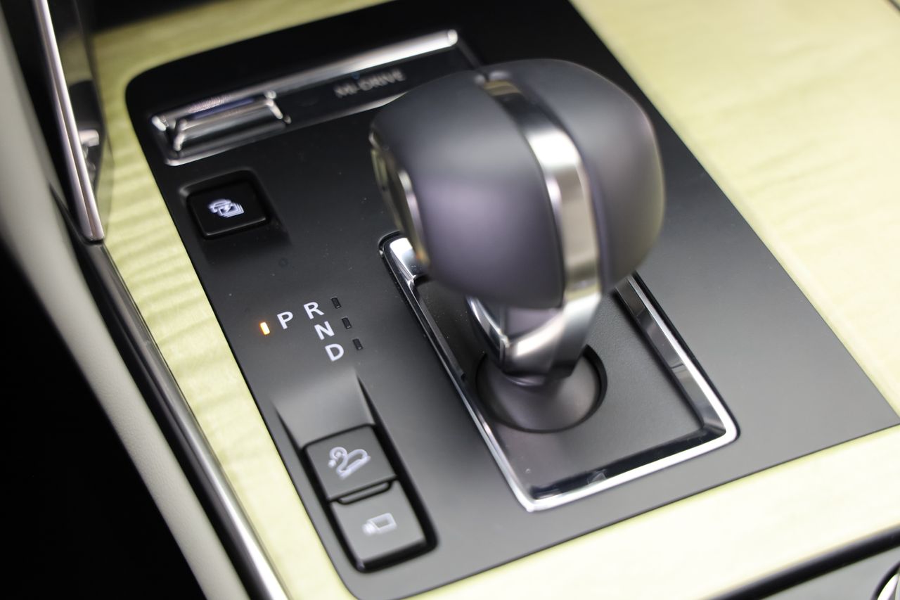 Foto Mazda CX-80 24