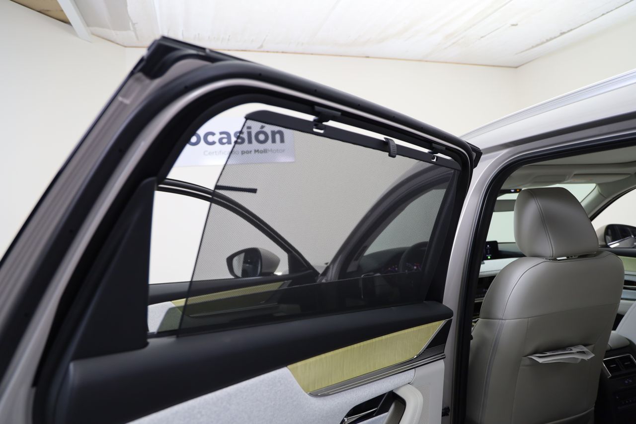 Foto Mazda CX-80 38