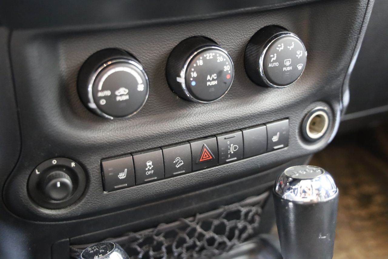Foto Jeep Wrangler 19