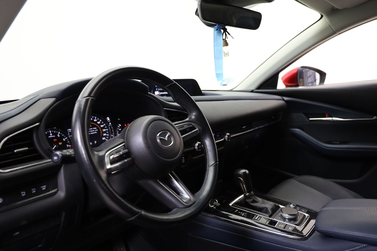 Foto Mazda CX-30 8