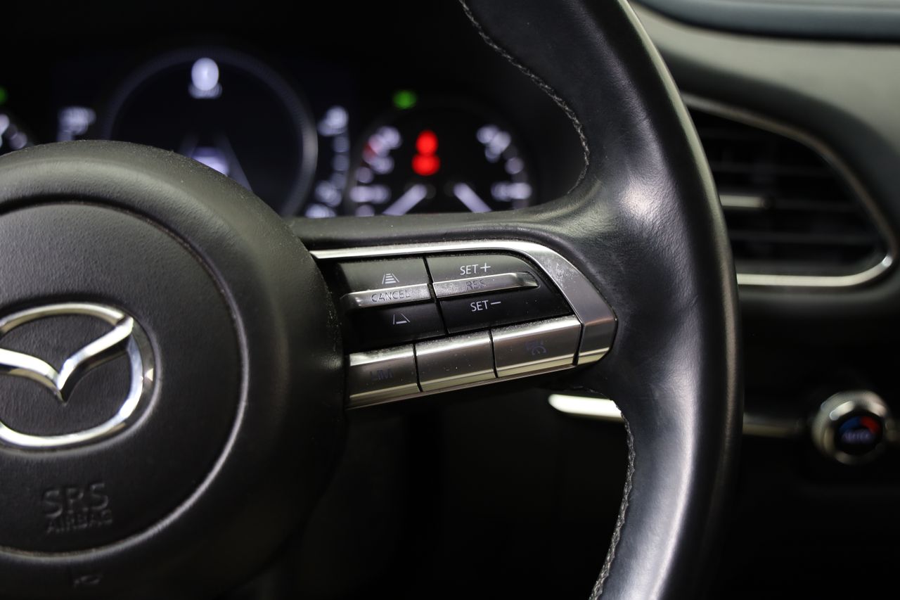 Foto Mazda CX-30 11