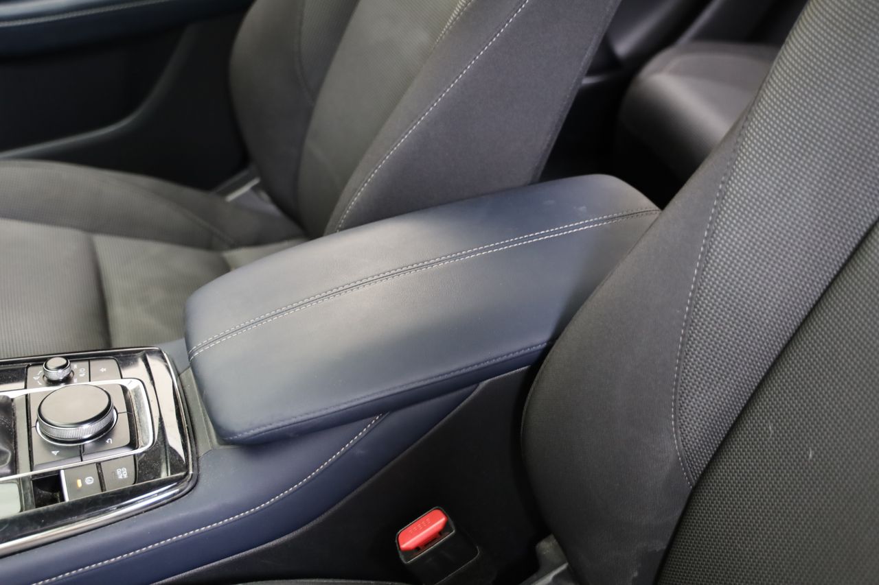 Foto Mazda CX-30 15