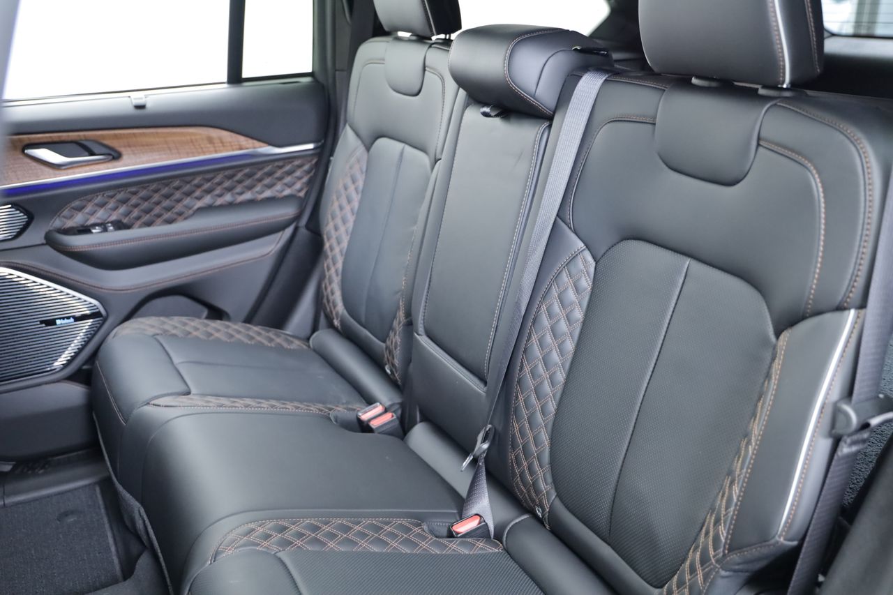 Foto Jeep Grand Cherokee 11