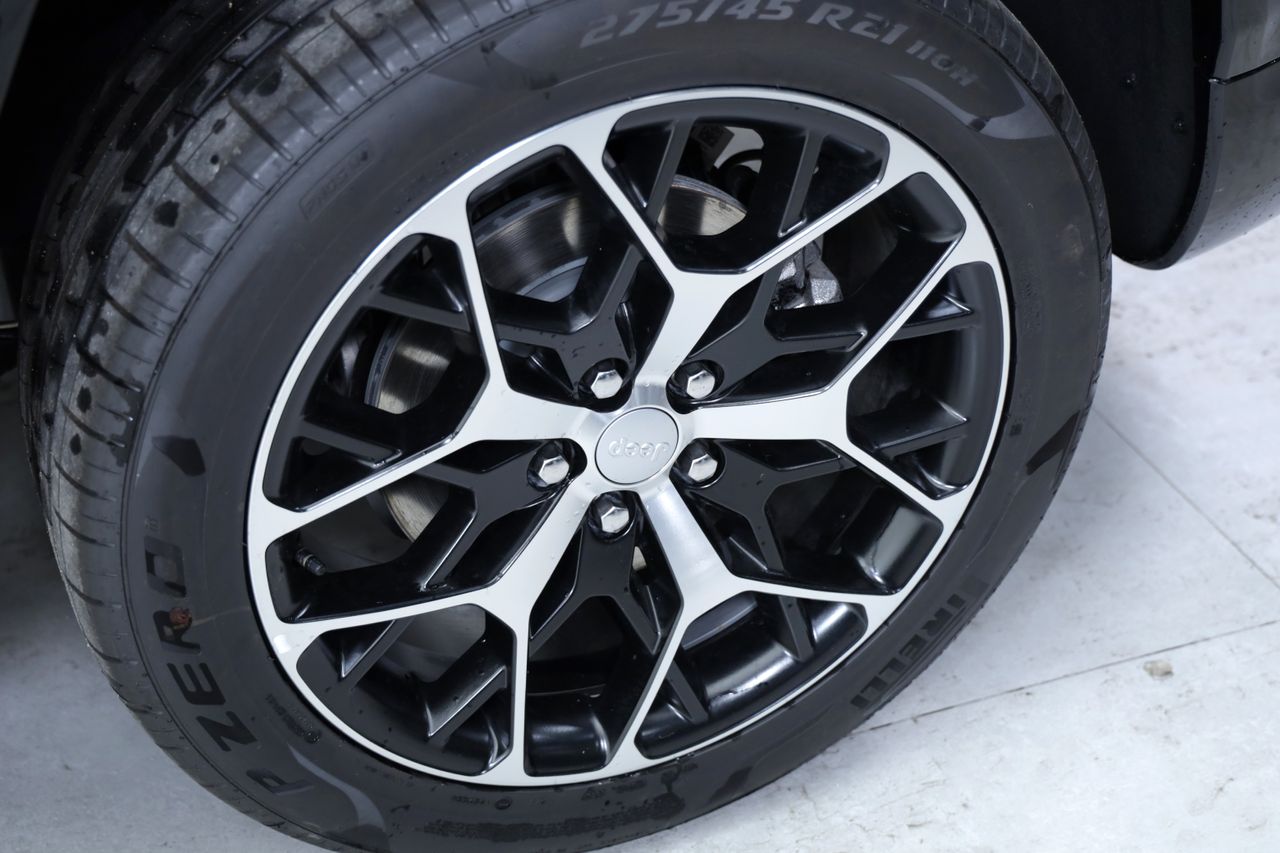 Foto Jeep Grand Cherokee 50