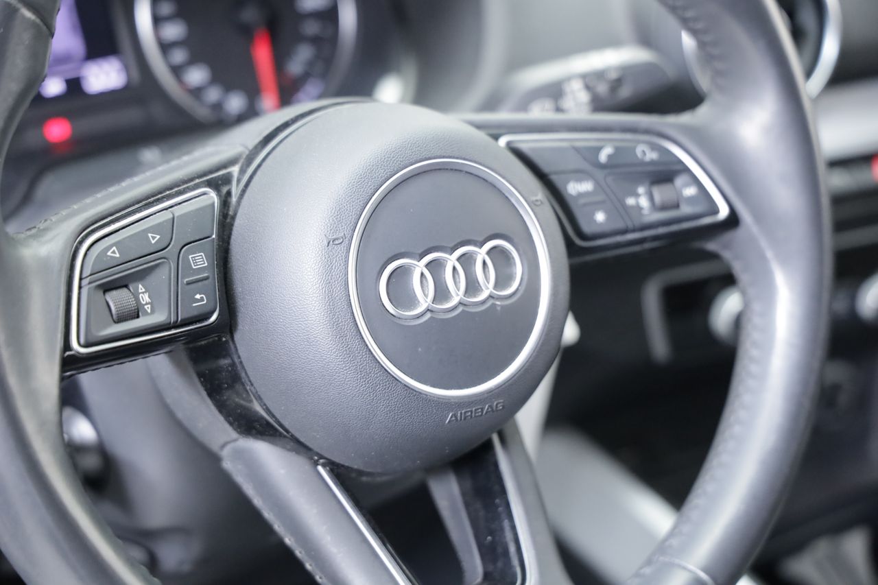Foto Audi Q2 10
