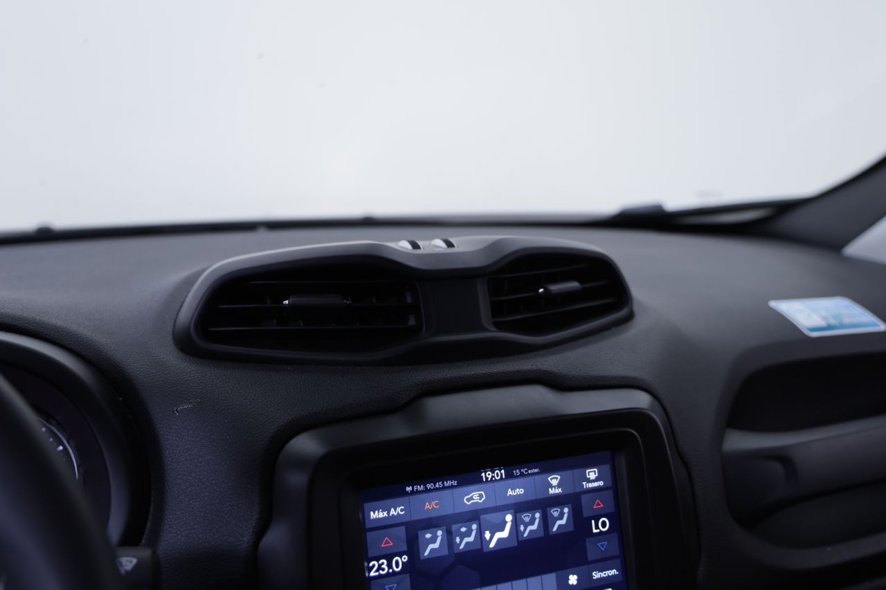 Foto Jeep Renegade 16
