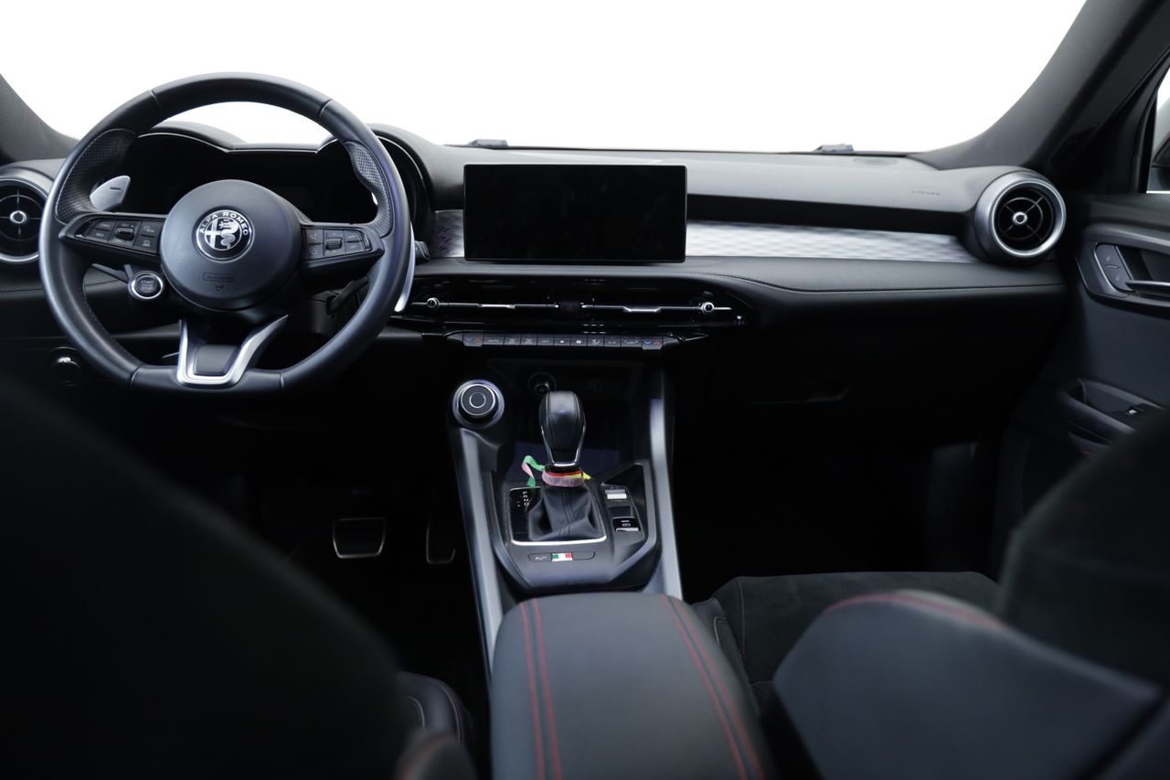 Foto Alfa Romeo Tonale 9