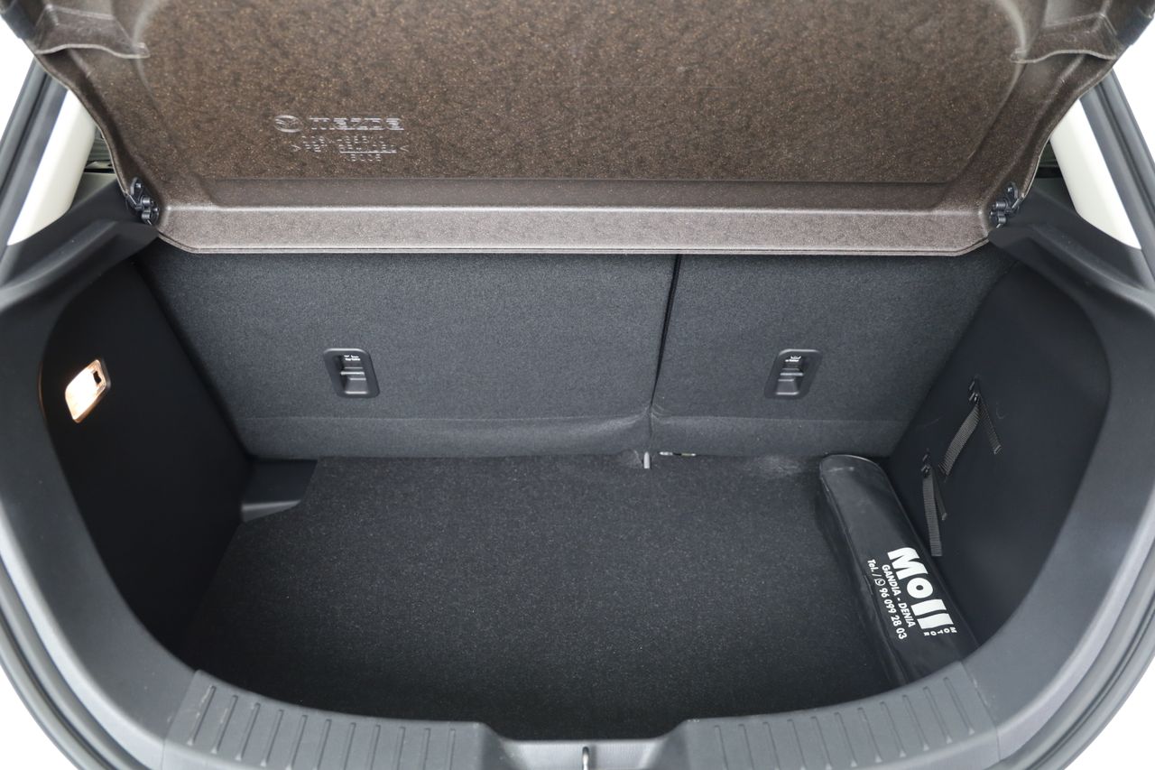 Foto Mazda Mazda2 7