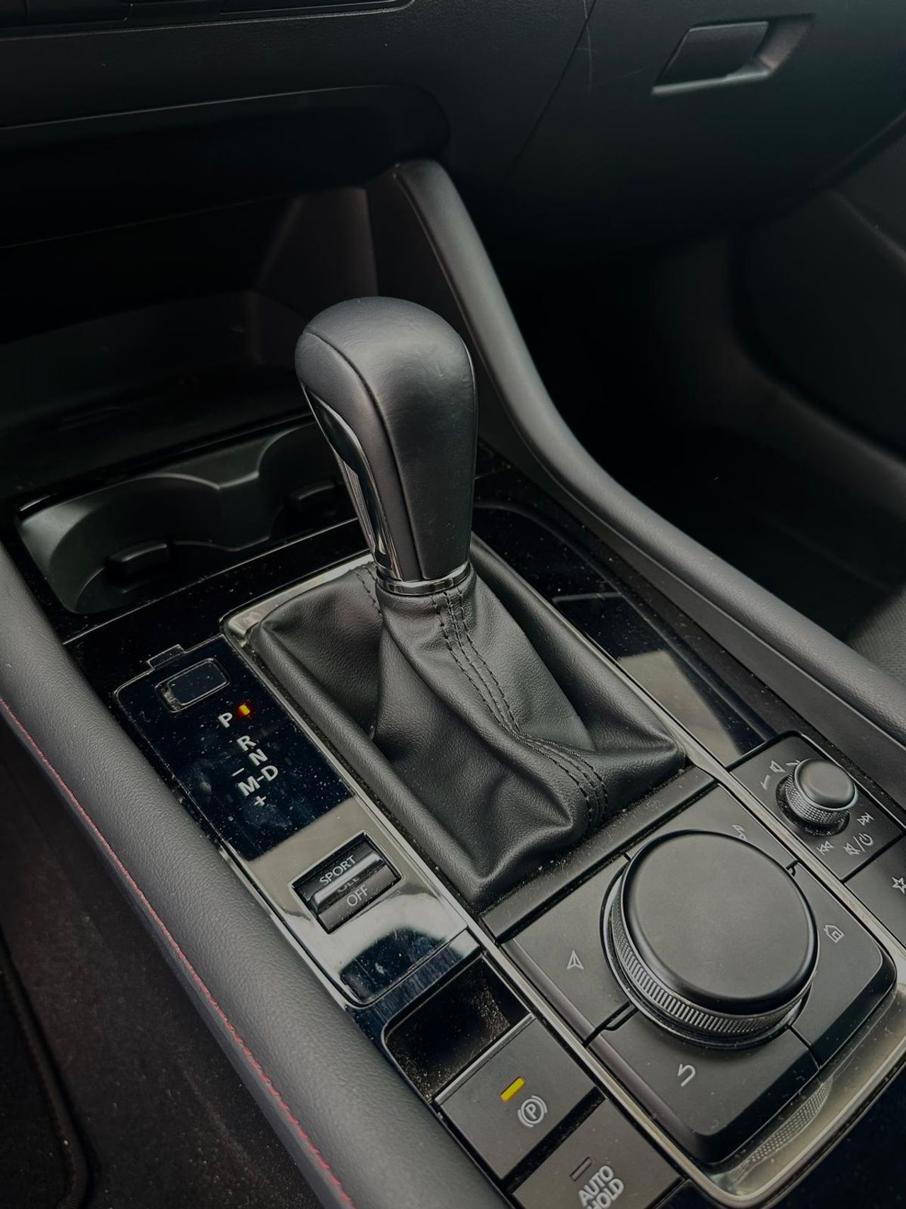 Foto Mazda Mazda3 15