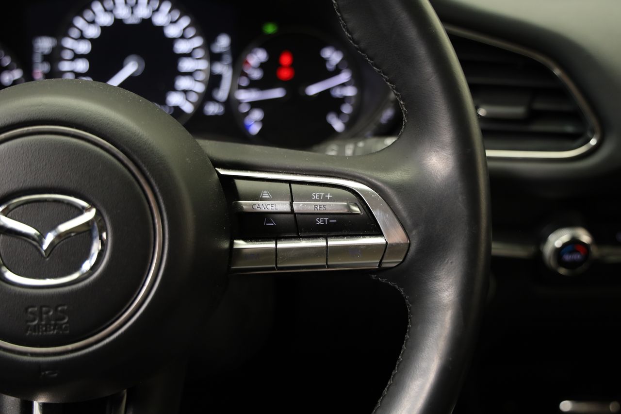 Foto Mazda CX-30 13